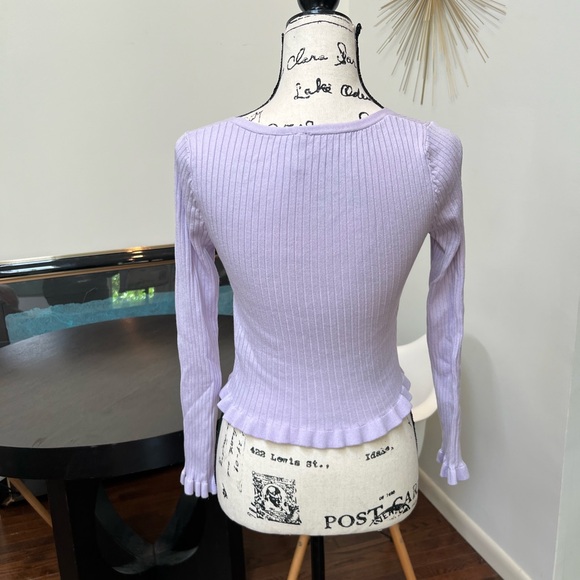 Lavender button up sweater. Divided by H&M. Size Small - Picture 3 of 5